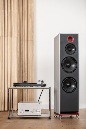 Stenheim Alumine THREE