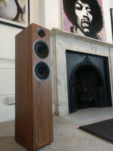 Acoustic Energy AE 109-2