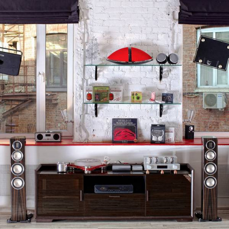 Octave V 40 SE