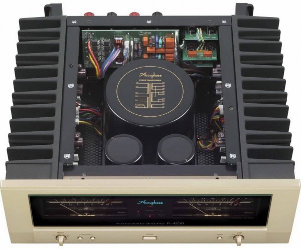 Accuphase P-4500