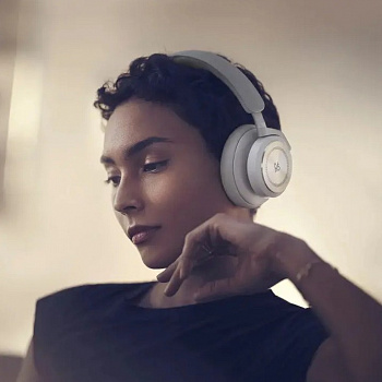 Bang & Olufsen Beoplay HX Gold Tone