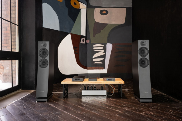 Активная напольная акустика PYLON AUDIO Jasper 25 MK Il Active