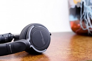 Beyerdynamic DT 240 Pro