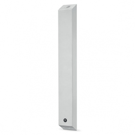 Focal On Wall 302