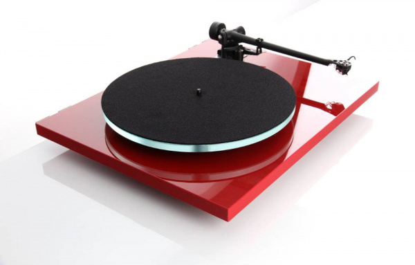 Проигрыватель винила Rega Planar 3 (Nd5) Red