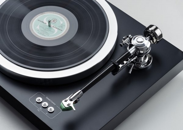 E.A.T. C-Dur Satin Black