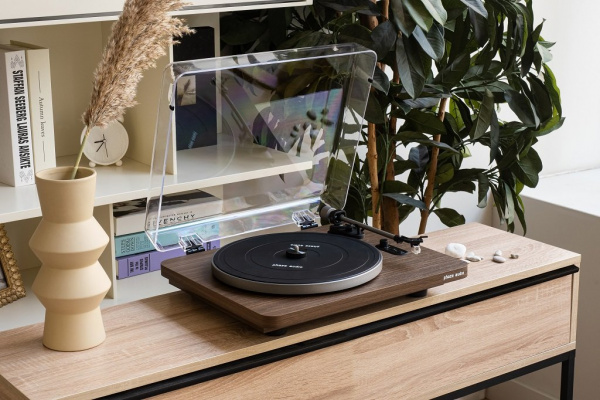 Усилитель Phaze Audio Volt + Проигрыватель Phaze Audio Diana