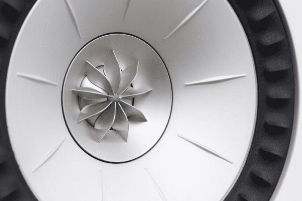KEF Q150