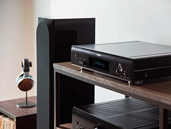 Denon DNP-2000NE