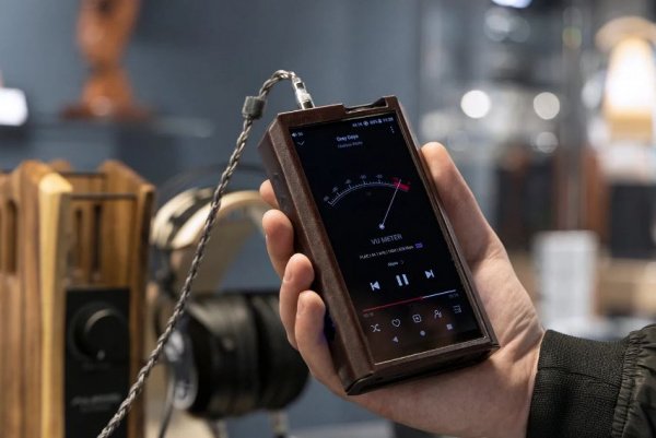 FiiO M17