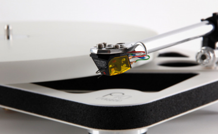 Проигрыватель винила Rega Planar 10 (APHELION 2 MC) White